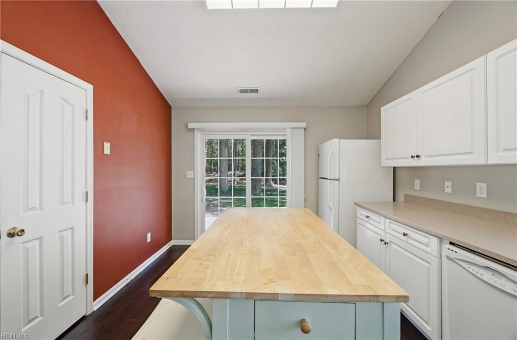 152 Spoon Court Yorktown VA 23693