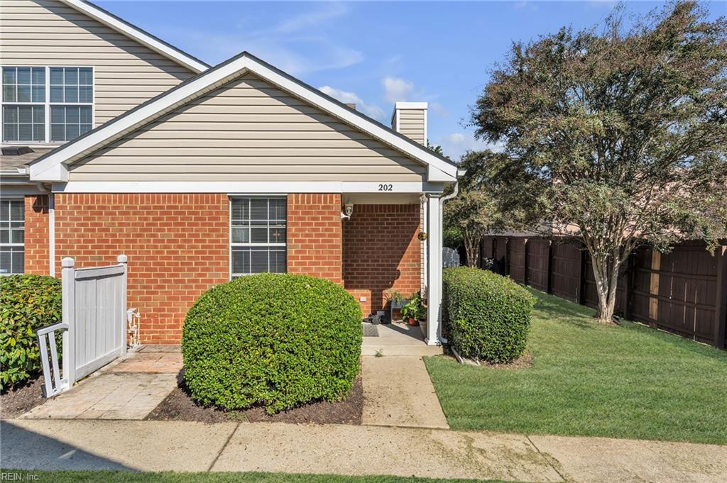 202 Westgate Circle Williamsburg VA 23185