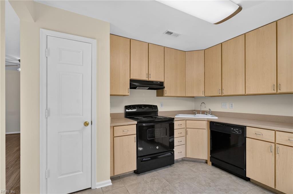 504 Mary Robert Lane Newport News VA 23608