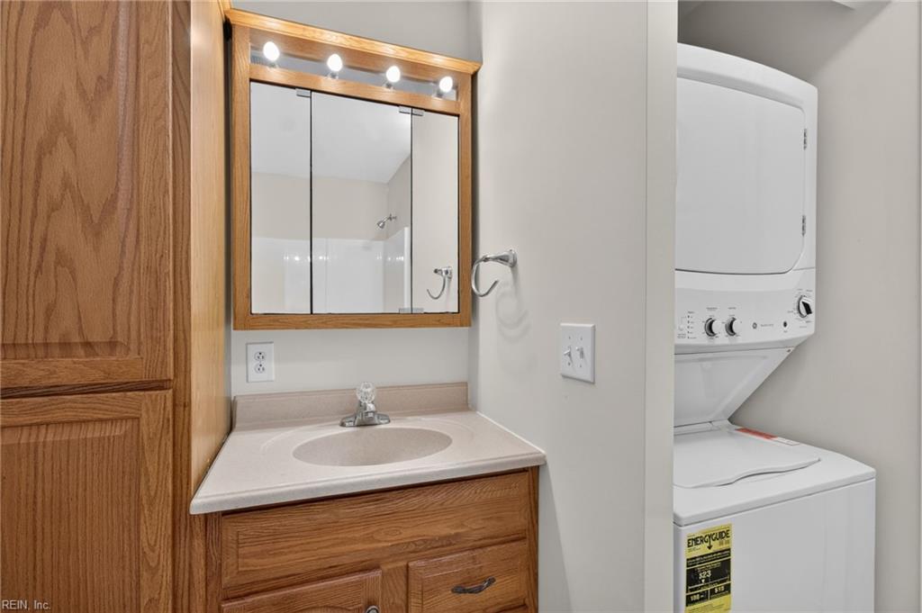 504 Mary Robert Lane Newport News VA 23608