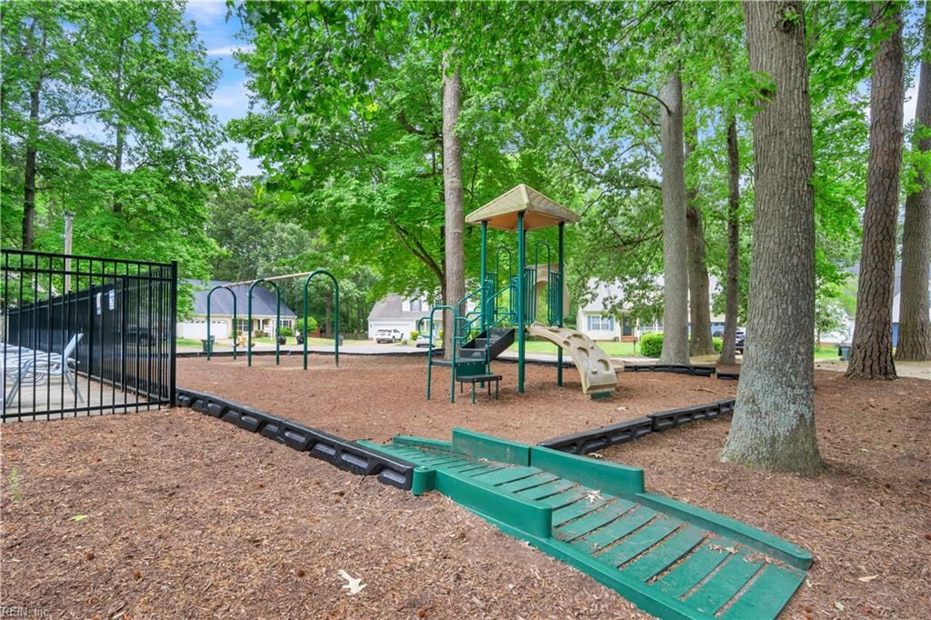 103 Turnbridge Lane Yorktown VA 23693
