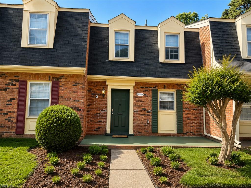 221 Bailiff Court Newport News VA 23608