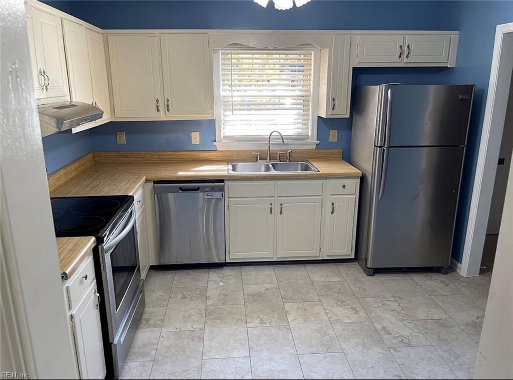 221 Bailiff Court Newport News VA 23608