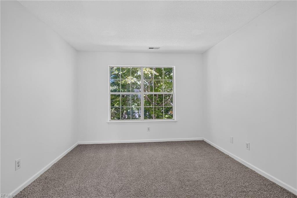 7 Creekpoint Cove Newport News VA 23603