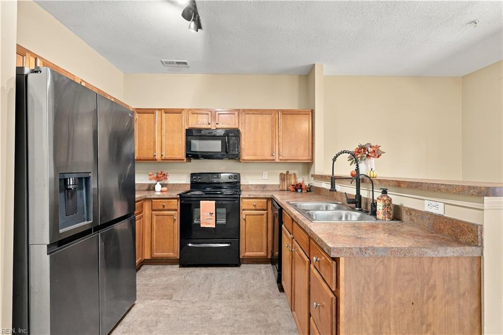 216 Citizens Lane Newport News VA 23602