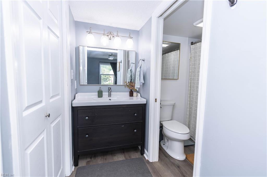 100 Burnt Bridge Way Yorktown VA 23692