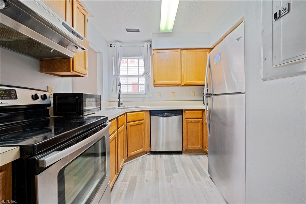 12811 Daybreak Circle Newport News VA 23608