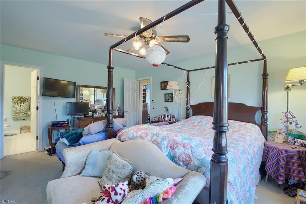 205 Amersham Drive Yorktown VA 23693