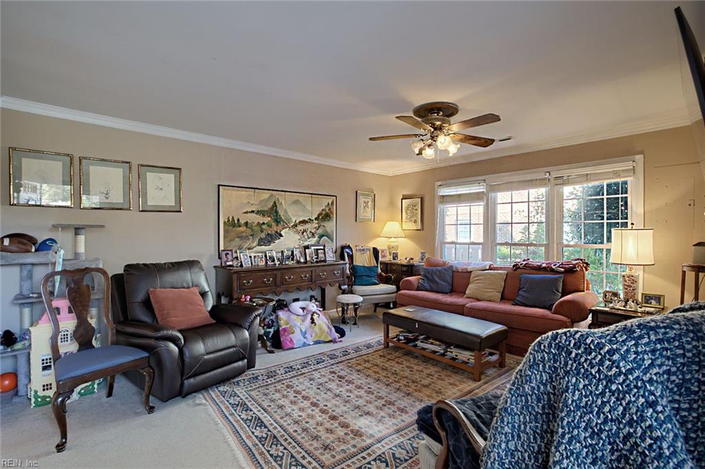 205 Amersham Drive Yorktown VA 23693