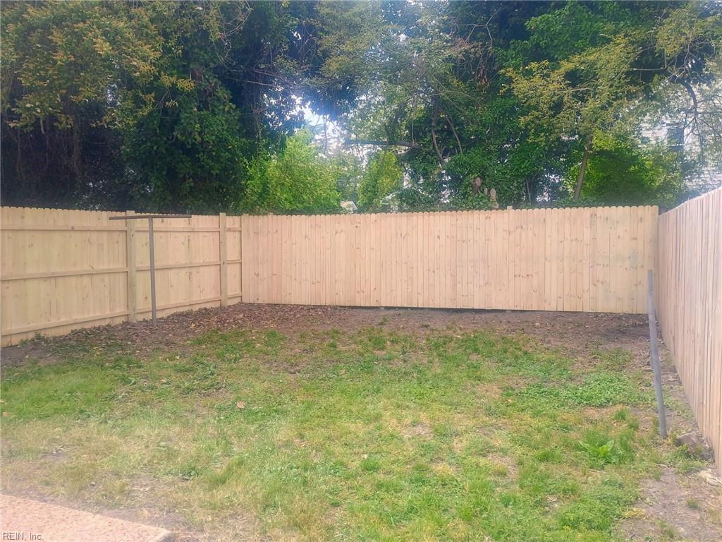 833 Hampton Avenue Newport News VA 23607