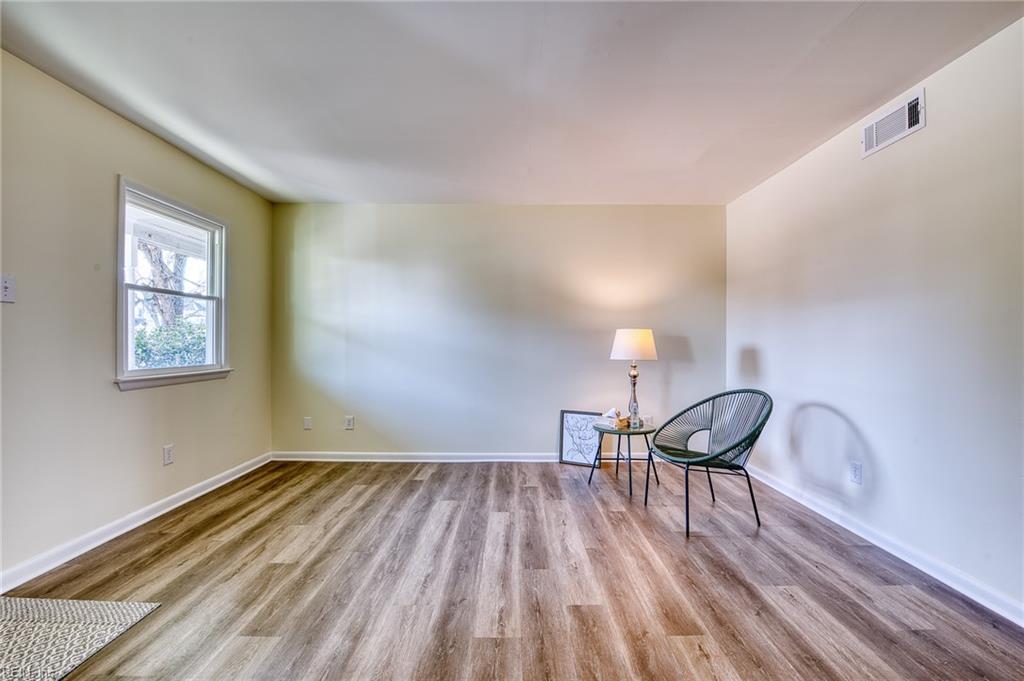 833 Hampton Avenue Newport News VA 23607