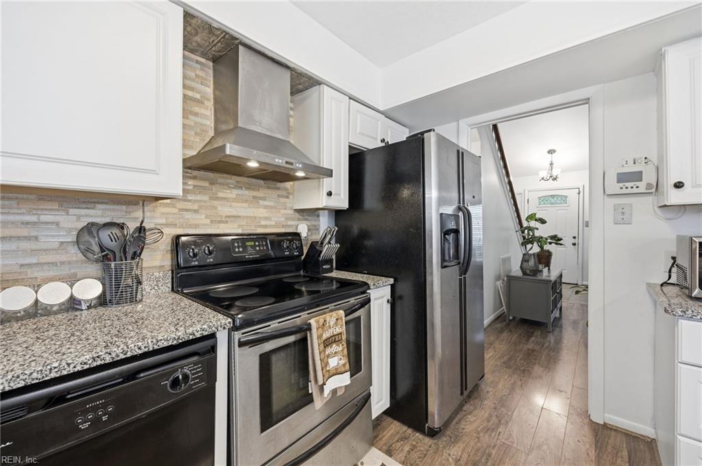 821 Pine Tree Court Newport News VA 23608