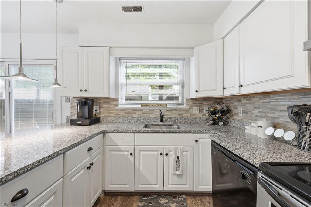 821 Pine Tree Court Newport News VA 23608