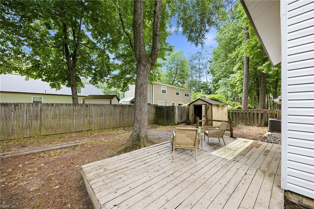 821 Pine Tree Court Newport News VA 23608
