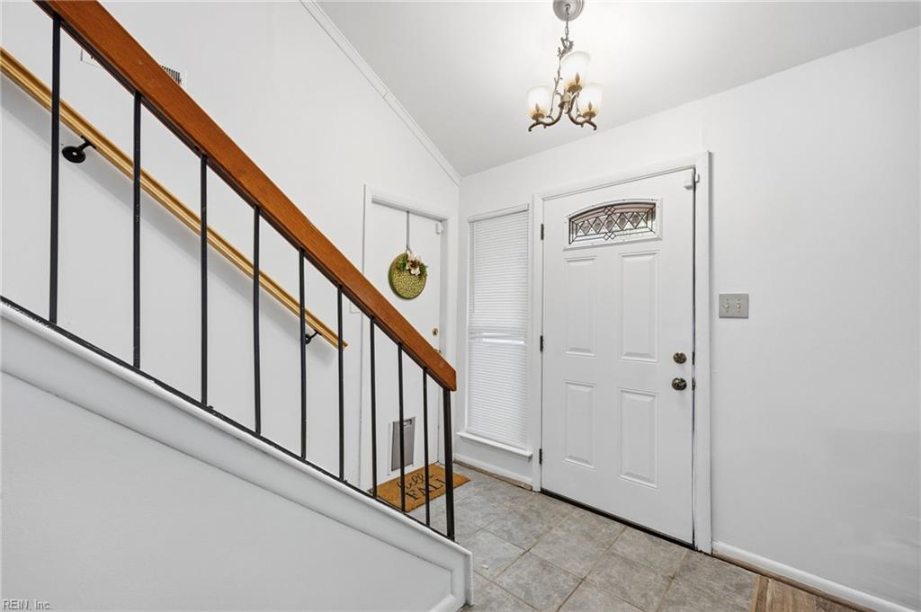 821 Pine Tree Court Newport News VA 23608