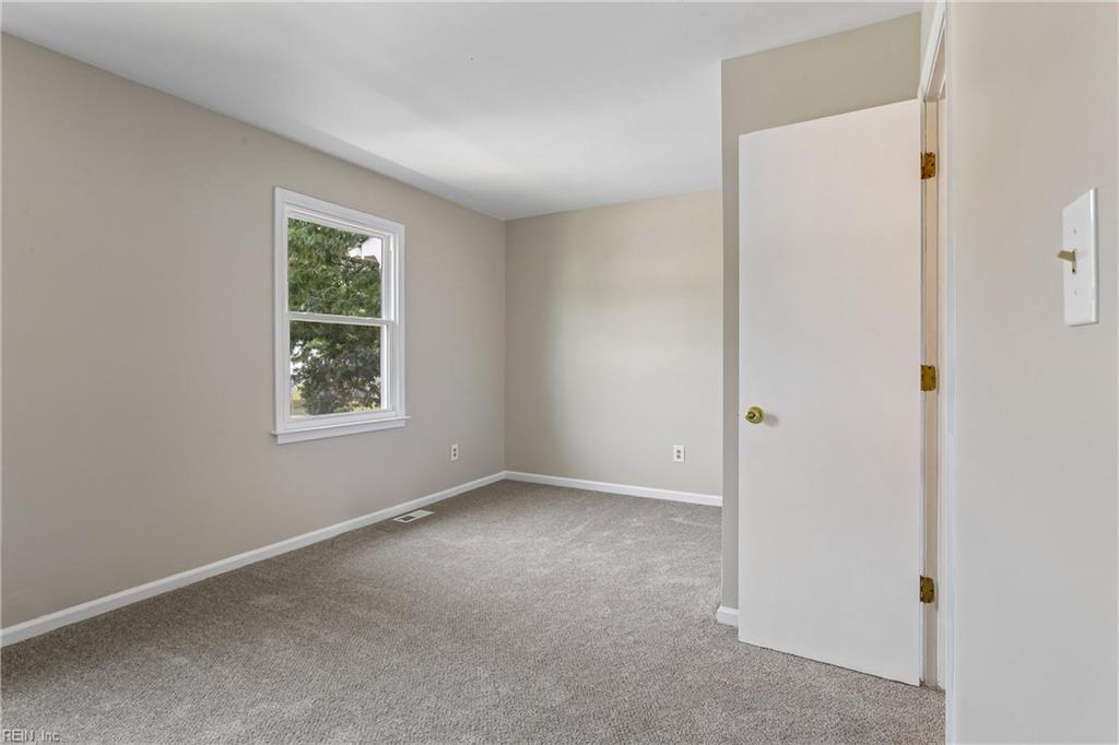 103 Haverstraw Court Yorktown VA 23692