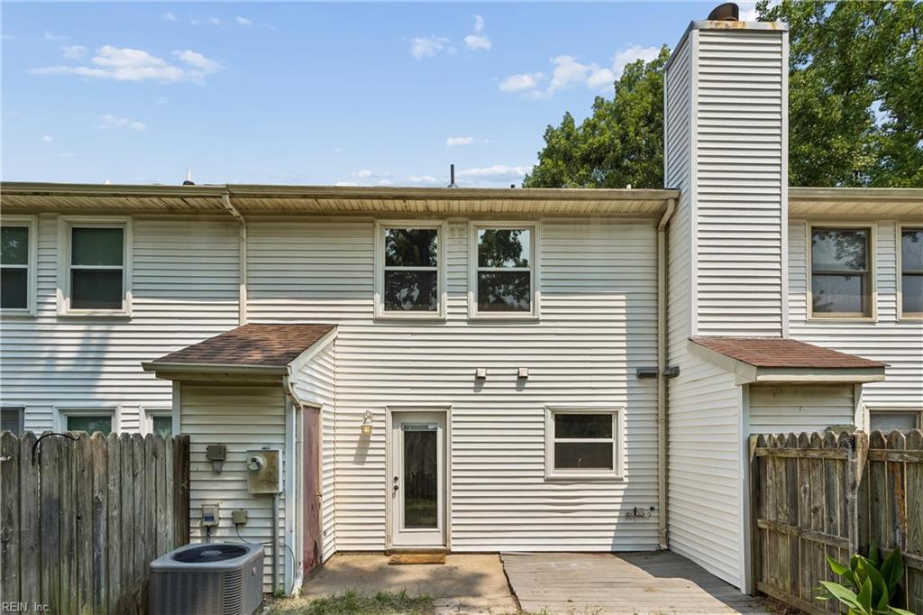 103 Haverstraw Court Yorktown VA 23692