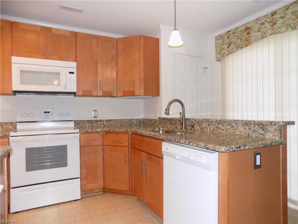 205 Amersham Drive Yorktown VA 23693