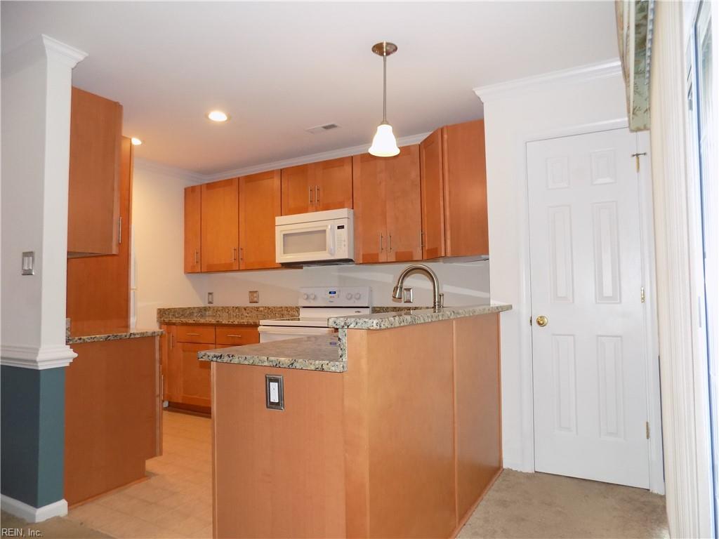 205 Amersham Drive Yorktown VA 23693