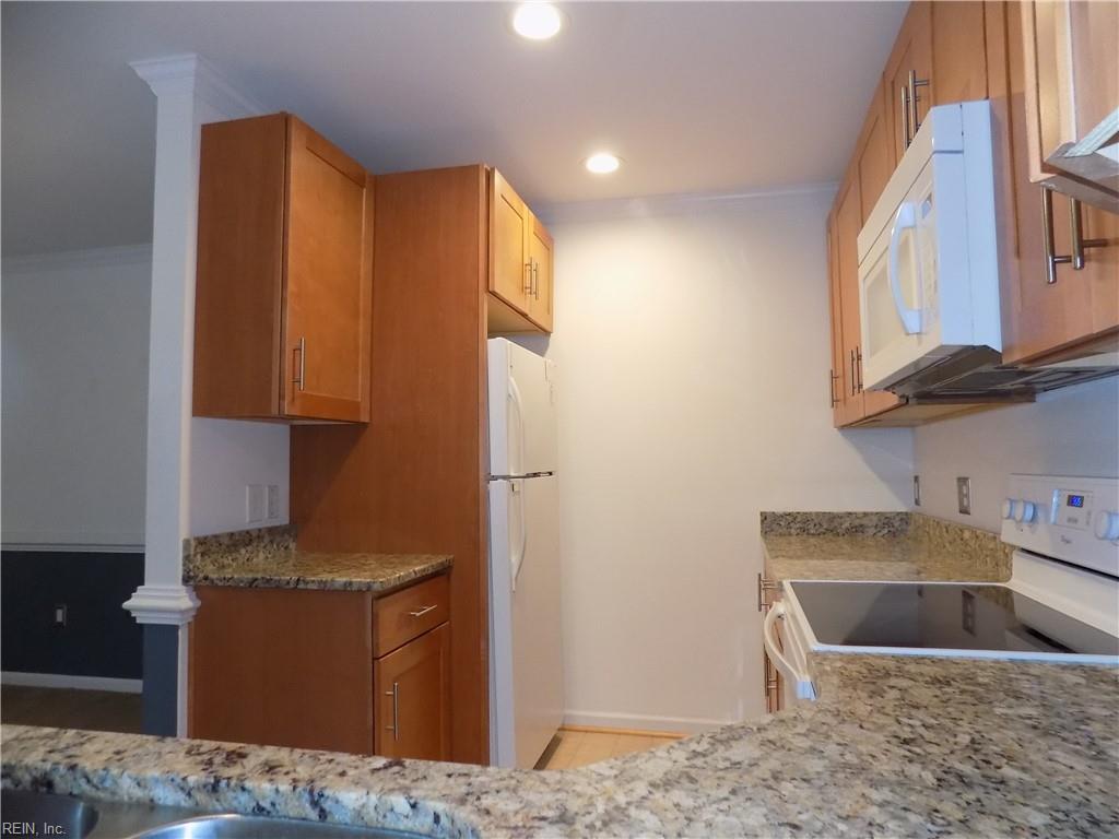 205 Amersham Drive Yorktown VA 23693