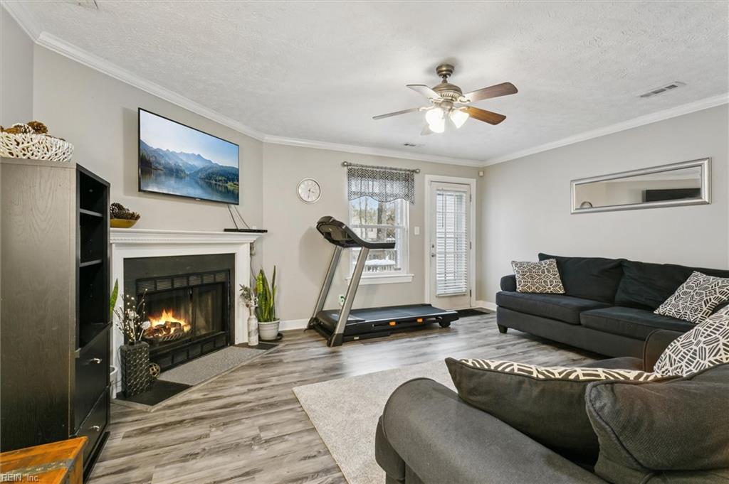 1058 Palmerton Drive Newport News VA 23602