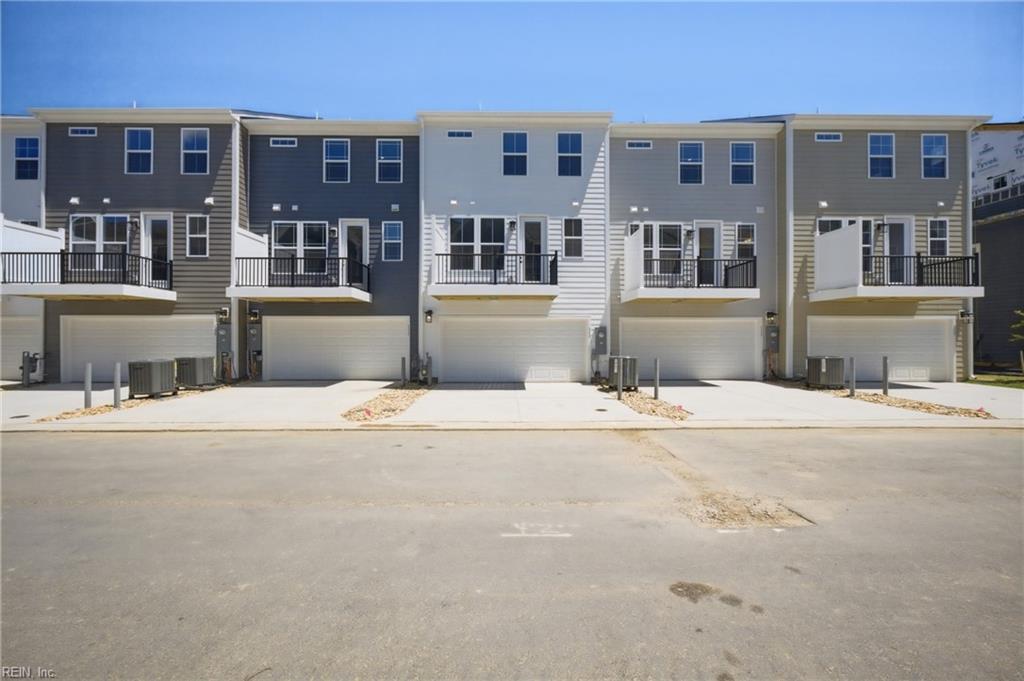 13 Bracewell Lane Yorktown VA 23692