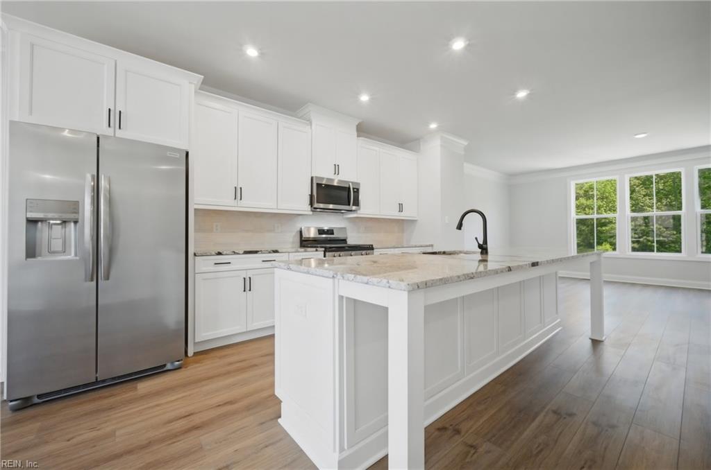 13 Bracewell Lane Yorktown VA 23692