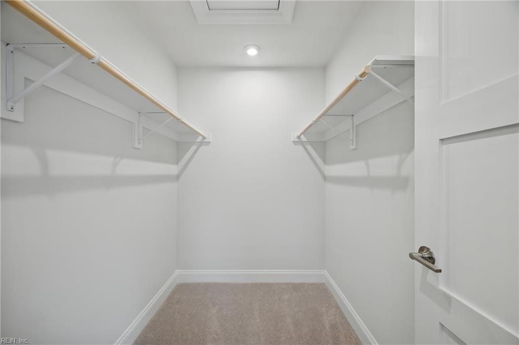 9 Bracewell Lane Yorktown VA 23692