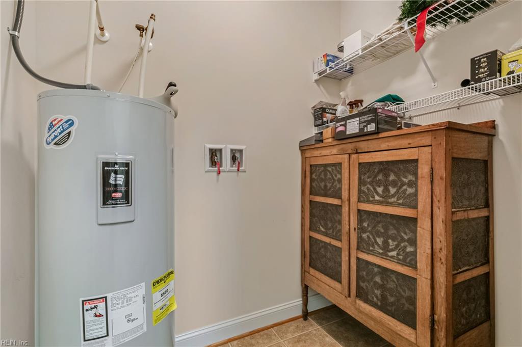 303 Garman Loop Yorktown VA 23690