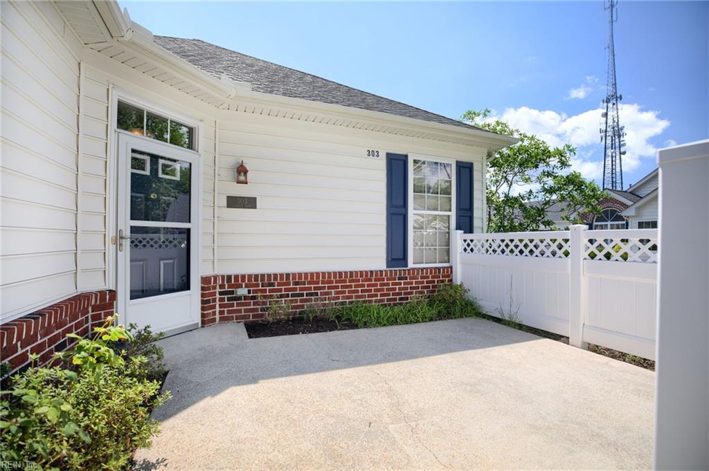 303 Garman Loop Yorktown VA 23690
