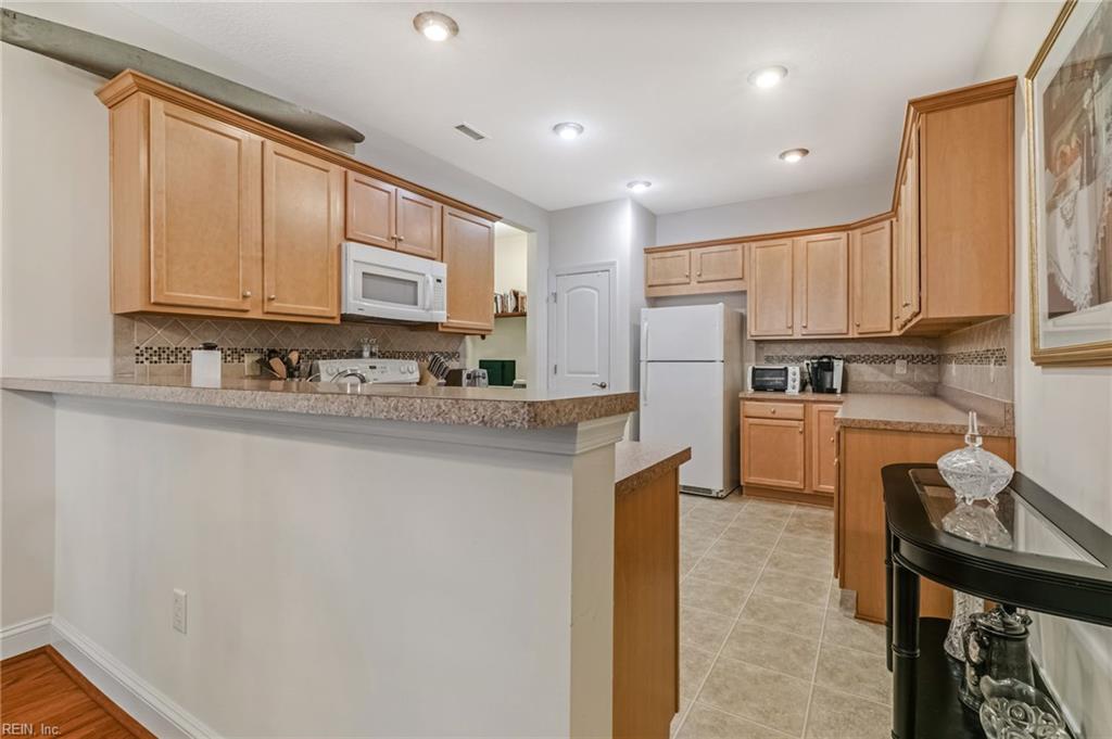 303 Garman Loop Yorktown VA 23690