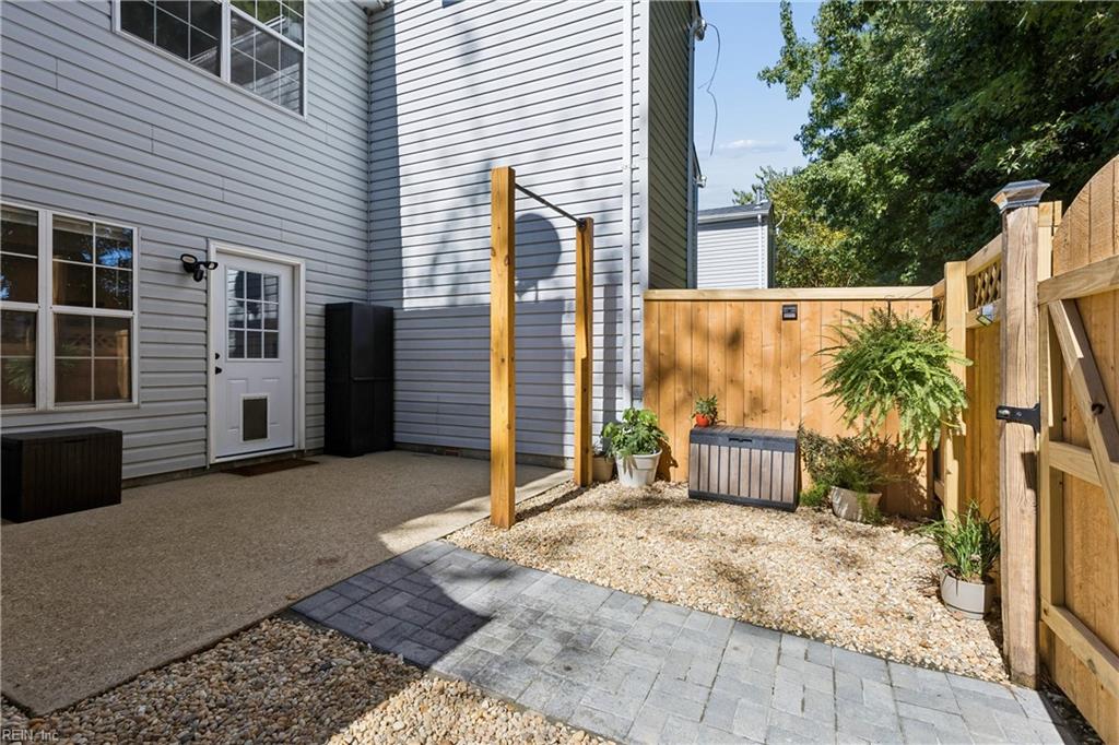 411 Wrought Iron Bend Yorktown VA 23693