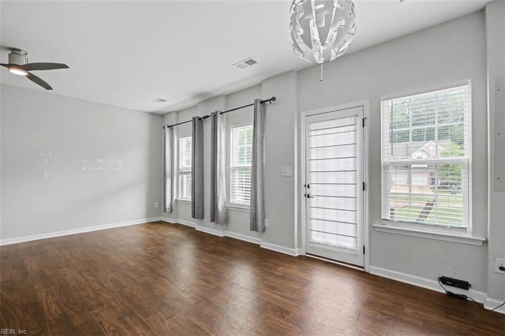 113 Hale Circle Yorktown VA 23690