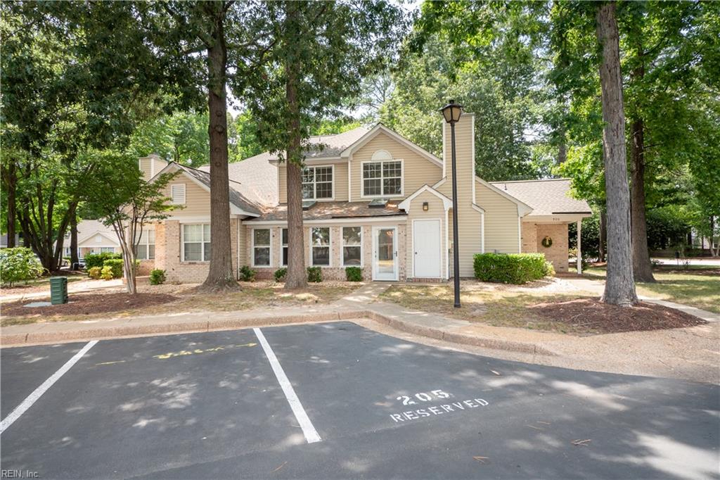 900 Shoreline Pointe Newport News VA 23602