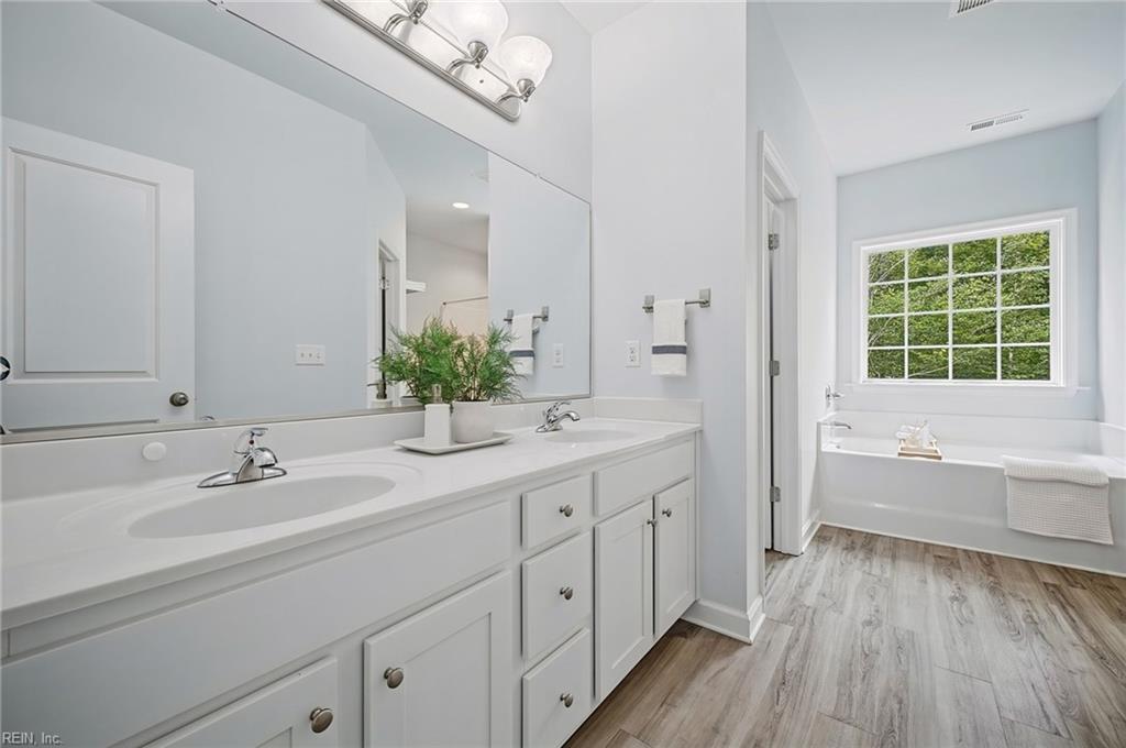 213 Wineberry Way Yorktown VA 23692