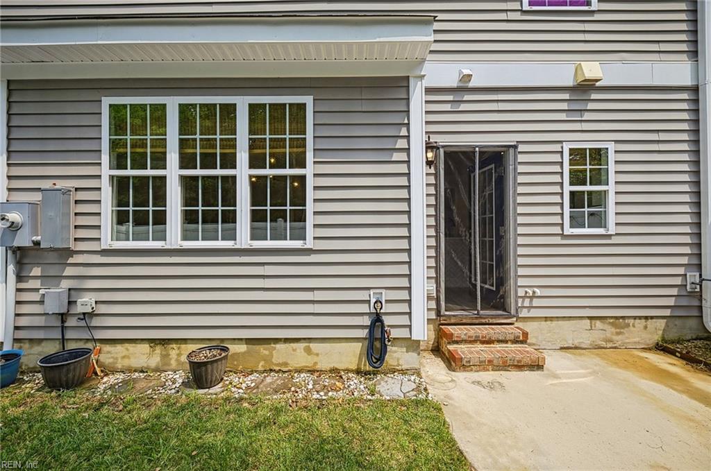 213 Wineberry Way Yorktown VA 23692