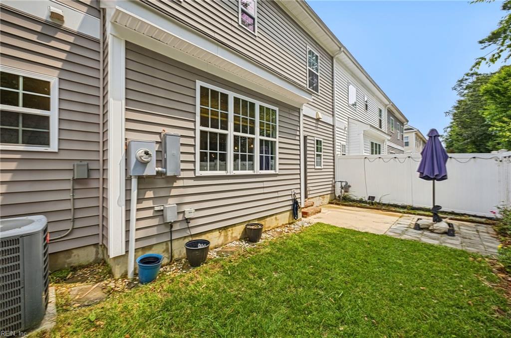 213 Wineberry Way Yorktown VA 23692
