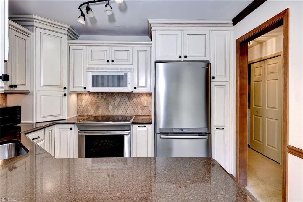 208 Woodmere Drive Williamsburg VA 23185