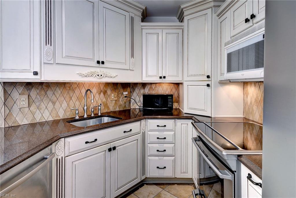 208 Woodmere Drive Williamsburg VA 23185