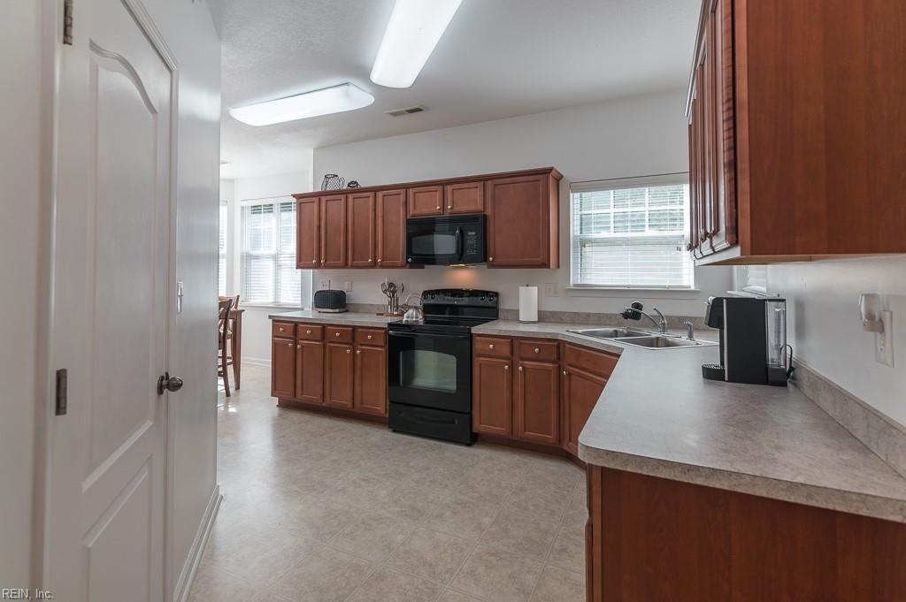 713 Windy Way Newport News VA 23602