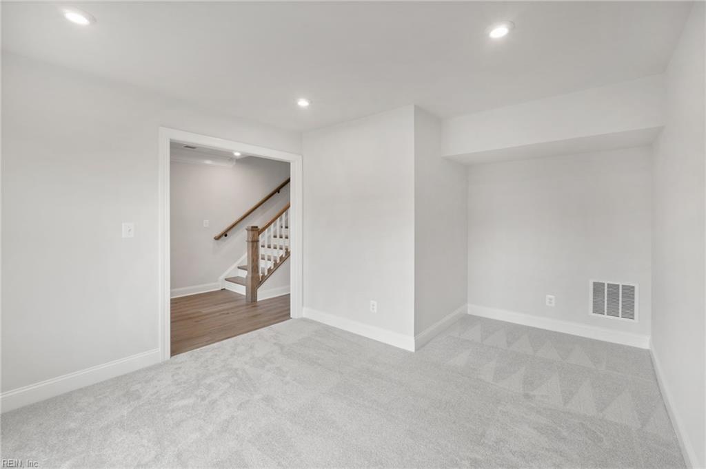 127 Bracewell Lane Yorktown VA 23692