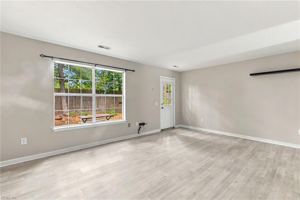 439 Eureka Loop Newport News VA 23601