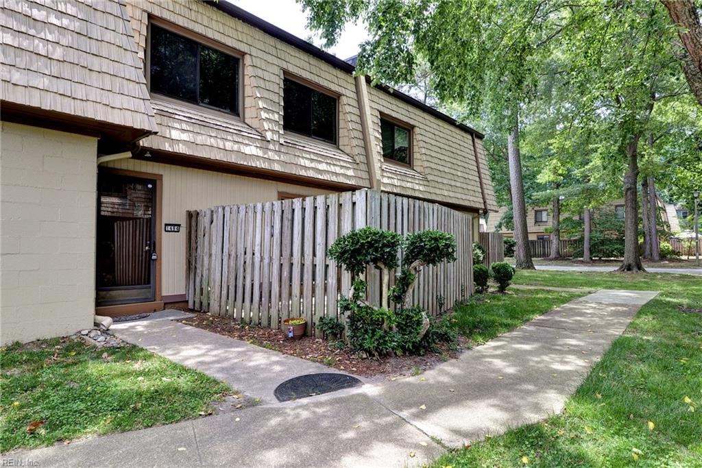 1484 Ventura Way Newport News VA 23608