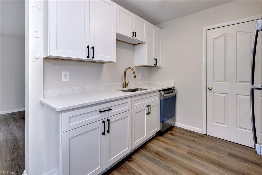 1484 Ventura Way Newport News VA 23608