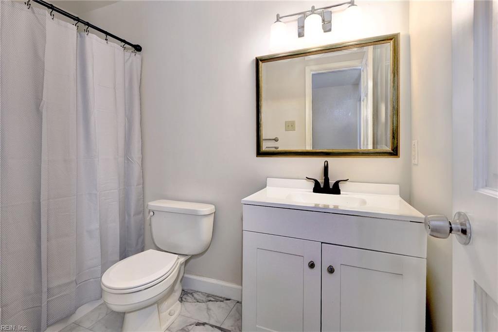 1484 Ventura Way Newport News VA 23608