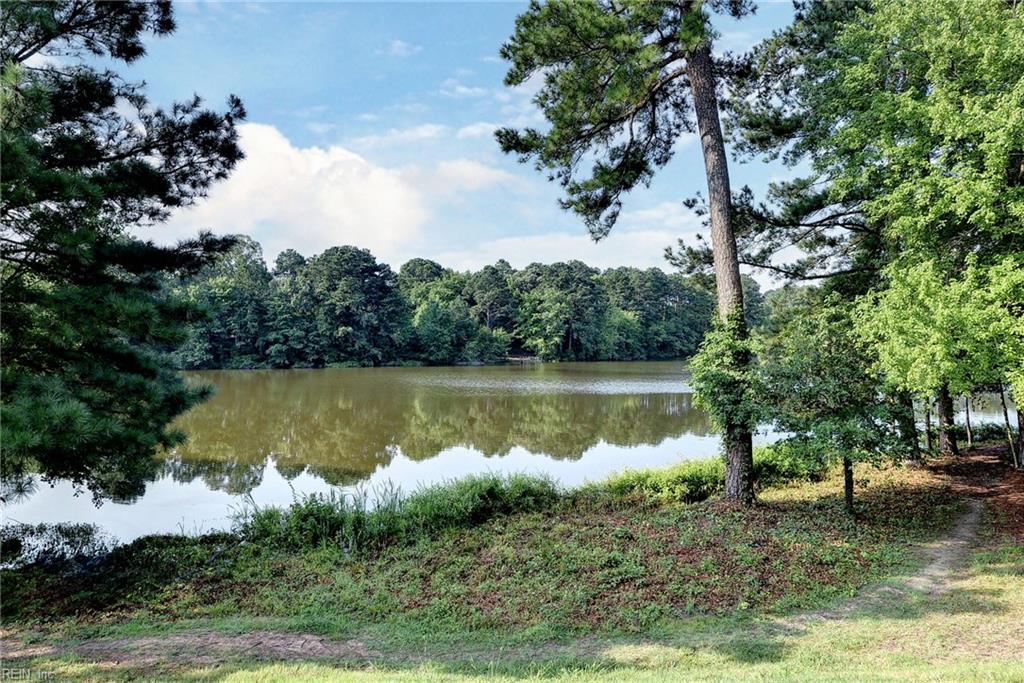 3748 Lake Powhatan Williamsburg VA 23188