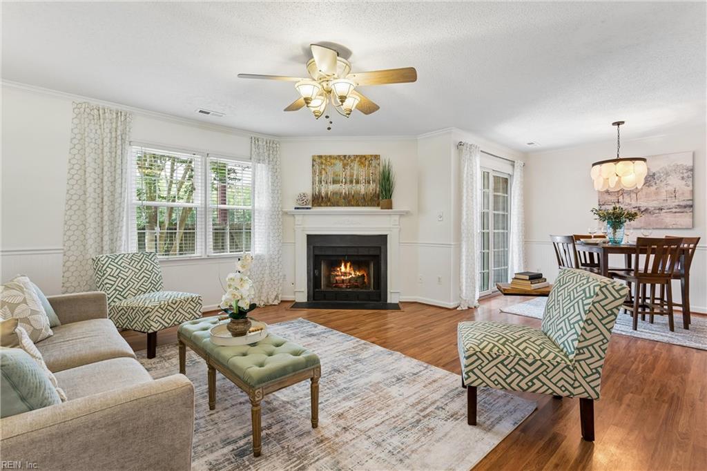 119 Monarch Glade Yorktown VA 23693