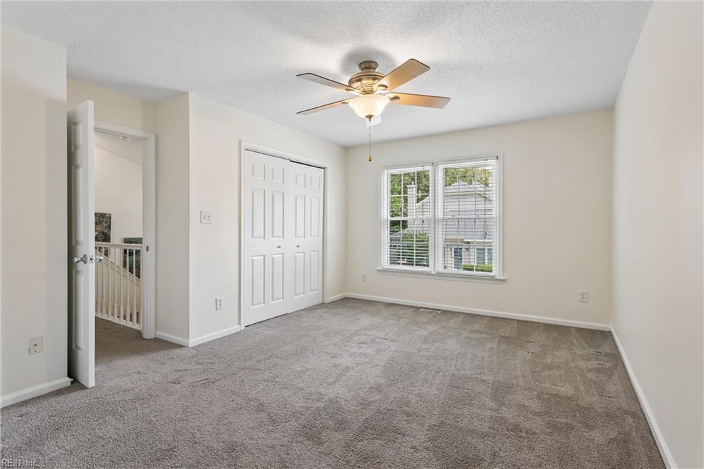 119 Monarch Glade Yorktown VA 23693