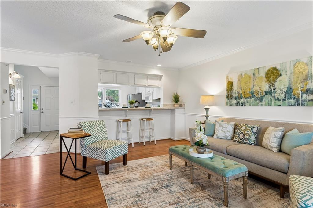 119 Monarch Glade Yorktown VA 23693