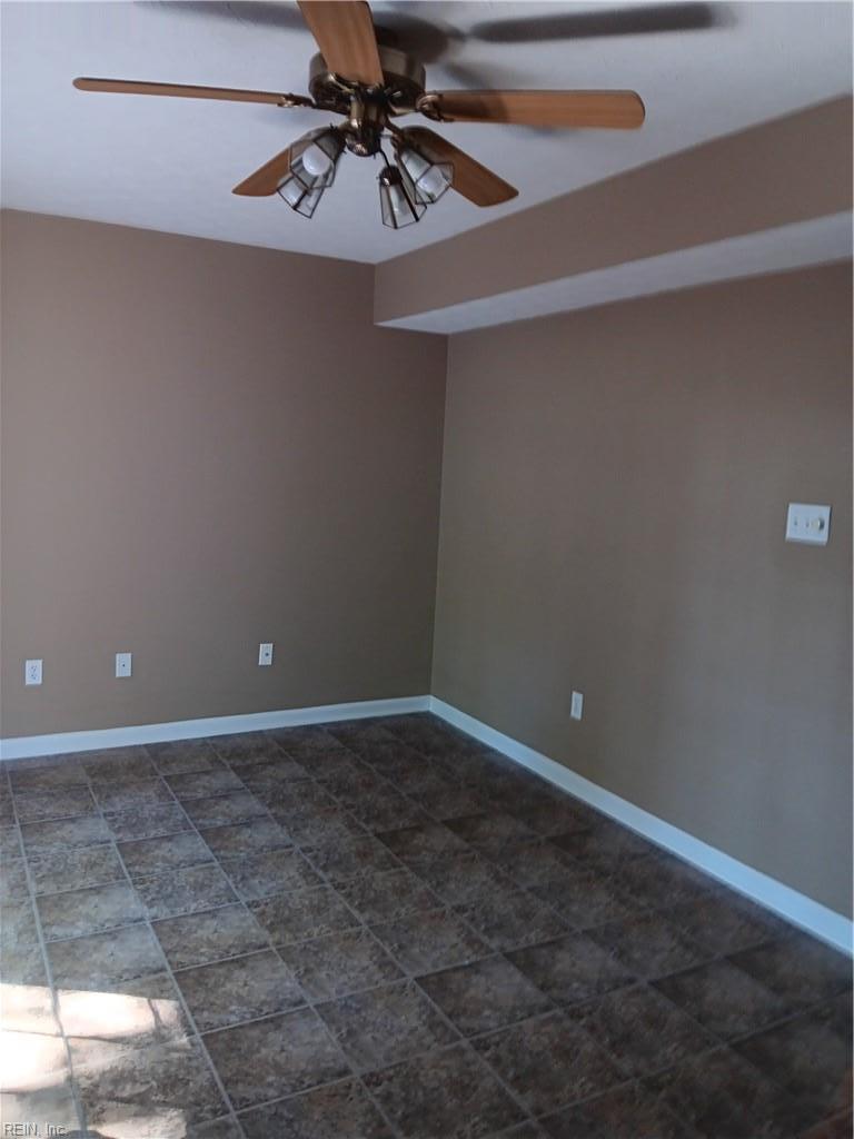 211 Crestwood Court Yorktown VA 23692